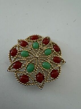 Floral Brooch  Sarah Coventry